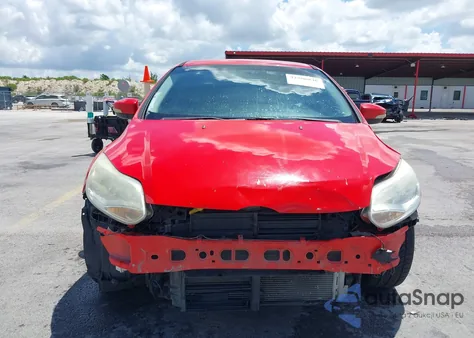 2013 Ford Focus Se z USA, uszkodzony, nr VIN 1FADP3F24DL171710